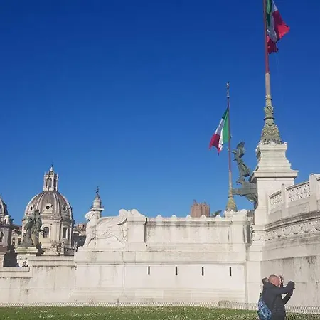 Mia Roma